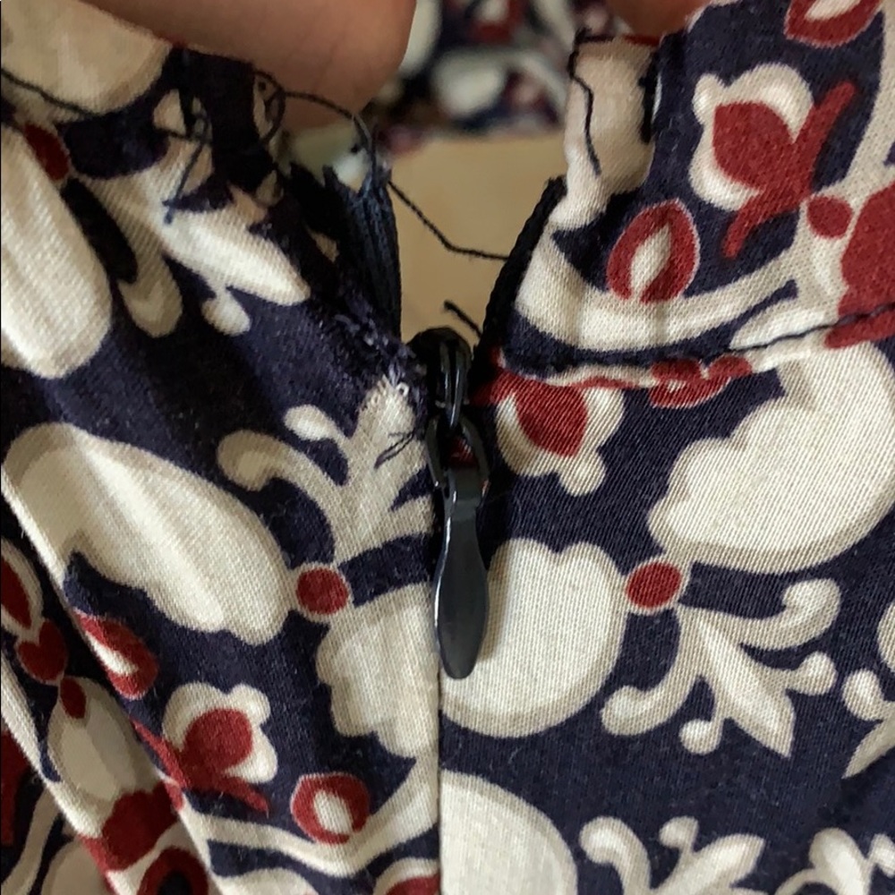 Pattern dress - Picture 4 of 6